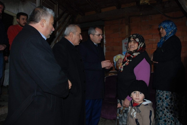 Tosya’da 11 Kişilik Ailenin Yanan Evi Yeniden Restore Edilecek