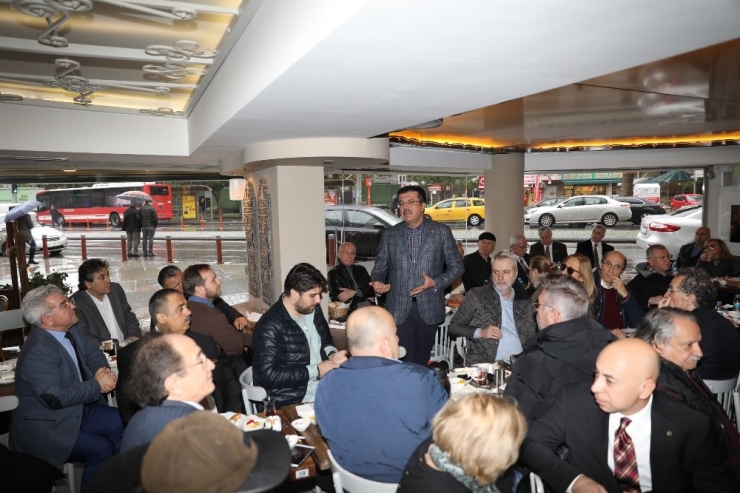 Zeybekci: "Bayraklı-kadifekale Arası Tarihi Bölge Olacak"