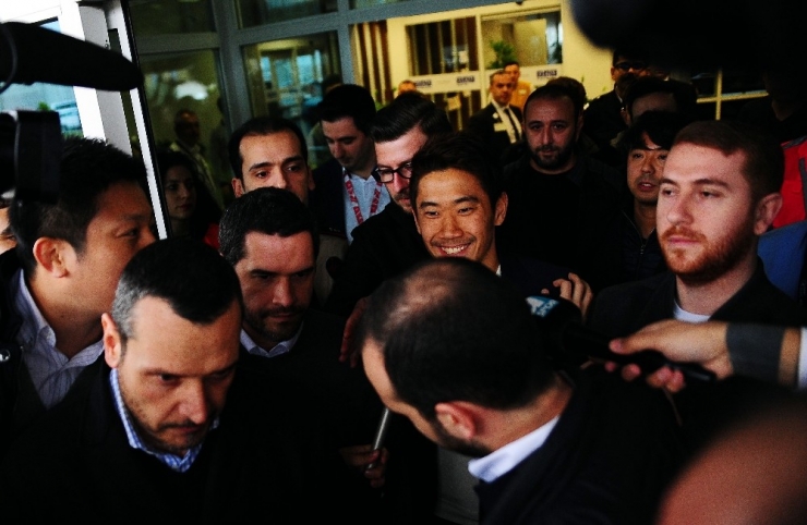 Kagawa Beşiktaş İçin İstanbul’da