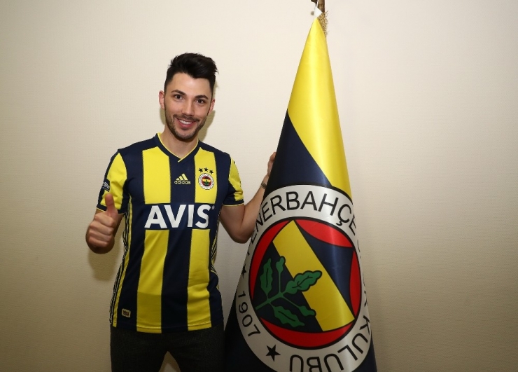 Tolgay Arslan, Resmen Fenerbahçe’de