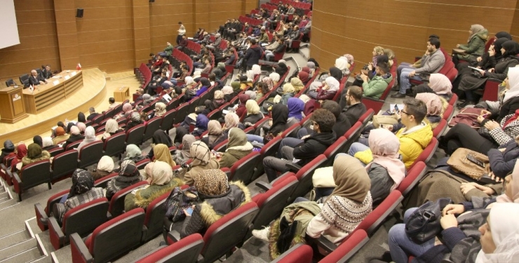 Gaün’de Akademik Ve Kültürel Söyleyişi