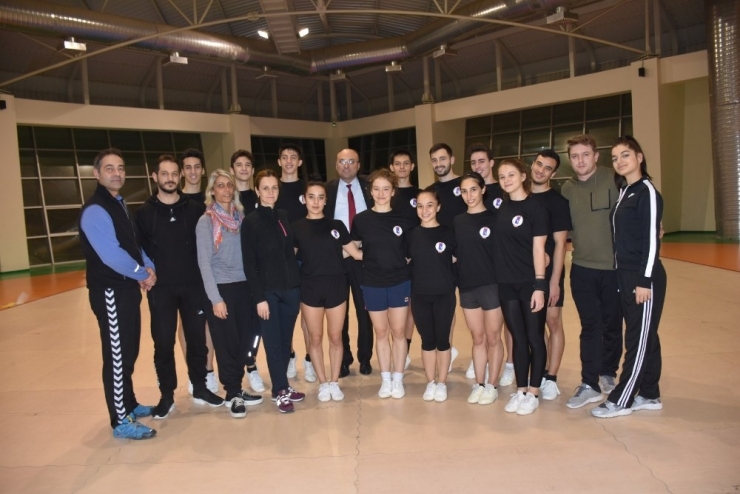 Aytaç’tan Aerobik Cimnastik Milli Takım Kampına Ziyaret