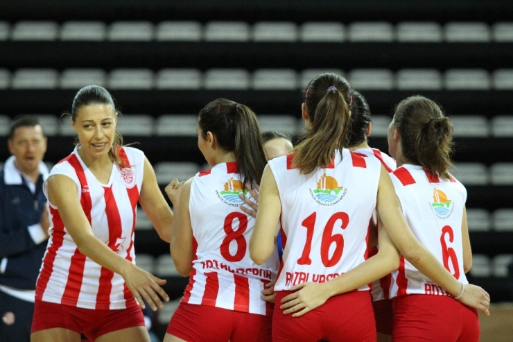 Antalyaspor Voleybolda Adını Play-off’a Yazdırmak İstiyor