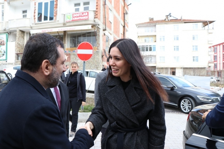 Karaaslan: “Ehil Adaylarla Sahadayız”