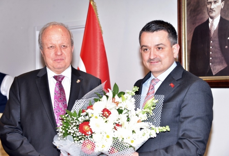 Aso’dan Bakan Pakdemirli Ve Bakan Akar’a Ziyaret