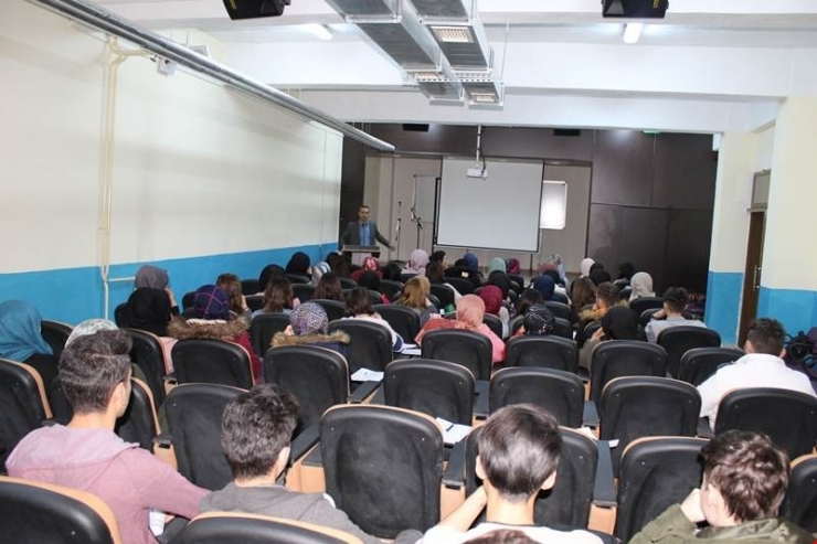 Öğrencilere Kaymakamlık Mesleğini Anlattı