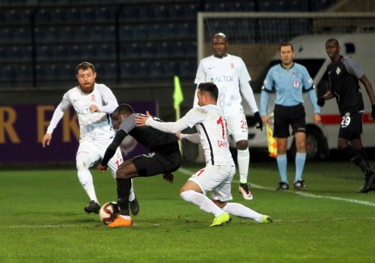 Spor Toto 1. Lig: Osmanlıspor: 1 - Balıkesirspor Baltok: 0