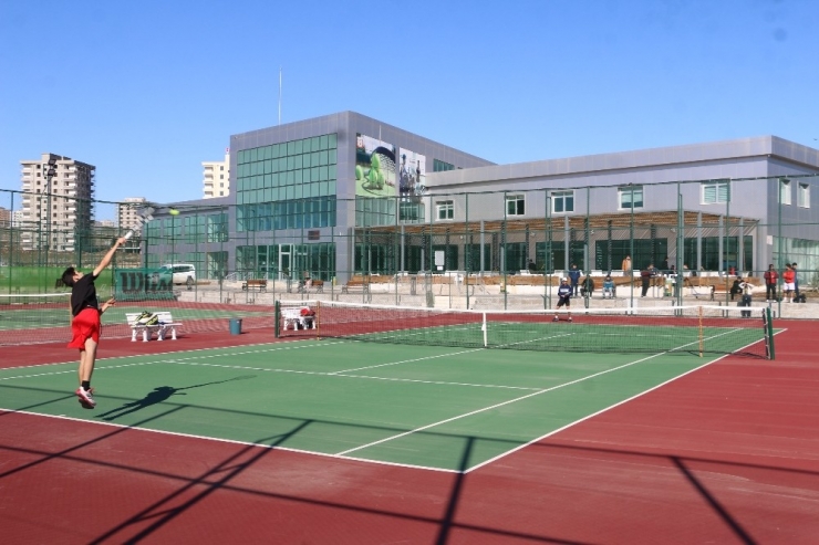2019’un İlk Ulusal Tenis Turnuvası Şanlıurfa’da Düzenleniyor