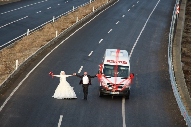 Minibüsteki Aşk Nikahla Son Buldu