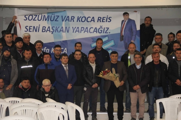İşçilerden Başkan Koca’ya Pankartlı Teşekkür