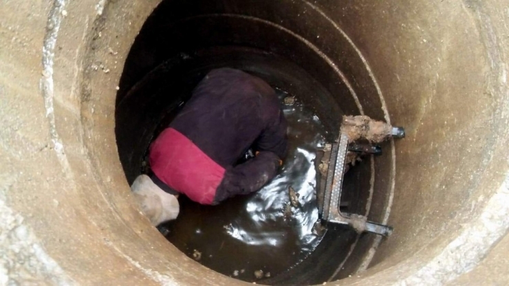 Siirt’te Rögarlar Temizlenip İlaçlanıyor