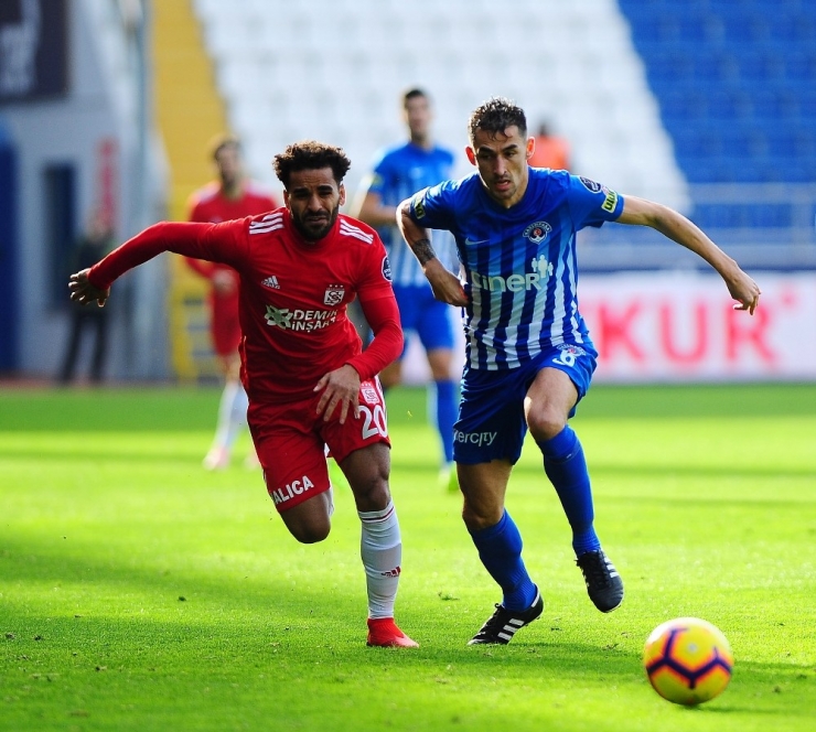 Spor Toto Süper Lig: Kasımpaşa: 1 - Dg Sivasspor: 1 (Maç Devam Ediyor)