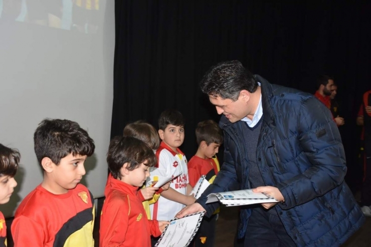 Ağa Spor Kulübü’nden Bilgilendirme Semineri