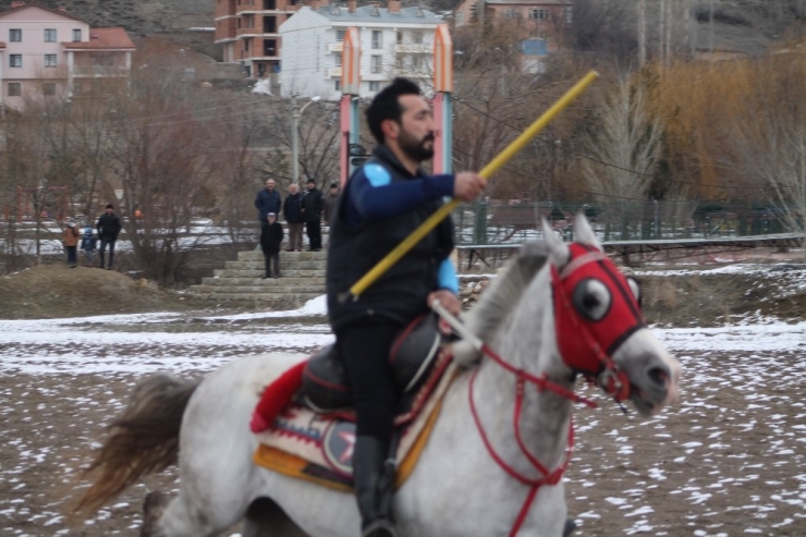 Bayburt’ta Ata Sporuna Yoğun İlgi