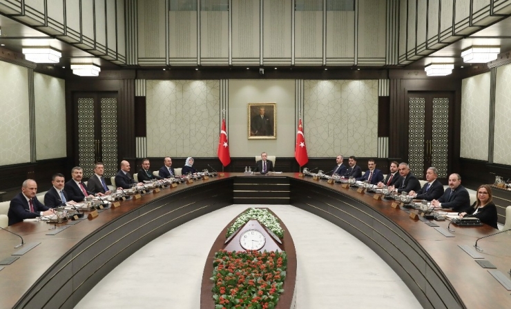 Cumhurbaşkanlığı Kabinesi Cumhurbaşkanı Erdoğan Başkanlığında Toplandı.