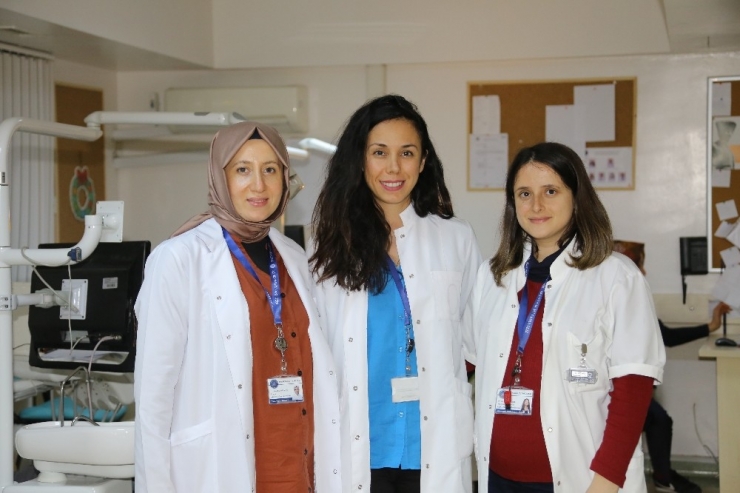 Aü Diş Hekimliği Fakültesi’nde Ağız Kanserine Erken Teşhis