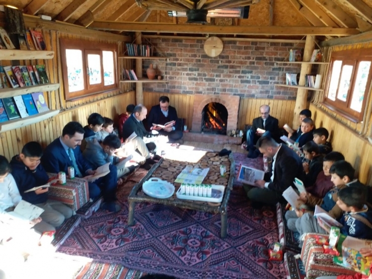 Han İlçesine ’’Okuma Evi’’