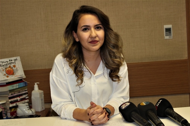 "Kansere Karşı, Doymuş Yağ, İşlenmiş Et, Şekerli Ve Tuzlu Gıdalardan Uzak Durun"