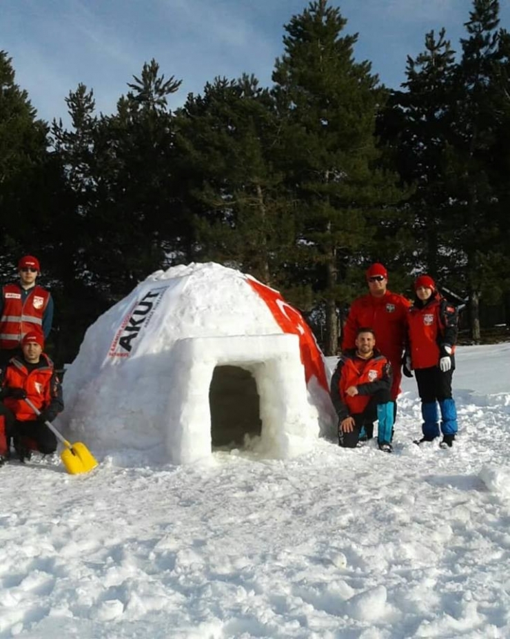 Sandıklı Akdağ’da Bir Garip Tatbikat