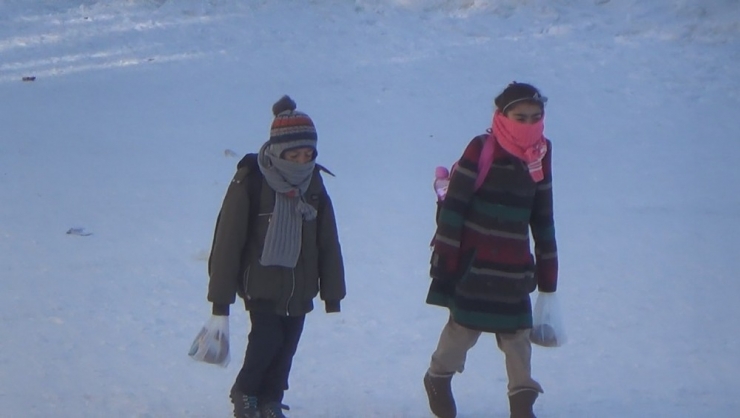 Tatil Bitti Ders Zili Çaldı