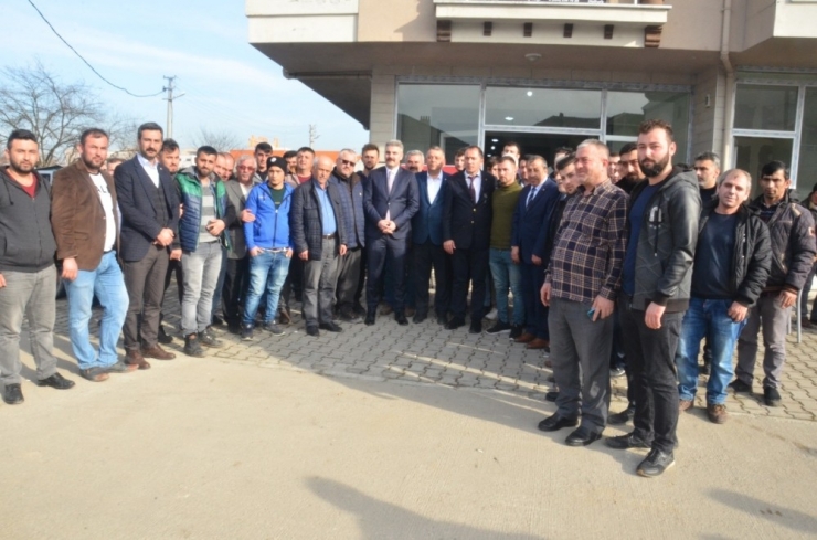 Mhp’li Başkan Adayı Erdoğan Bıyık’a Yoğun İlgi