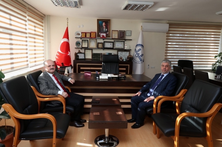 Vali Çakacak, İl Müftüsü Gerek’i Ziyaret Etti