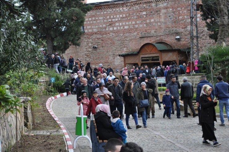 Osmanlı Padişahları Tarih Şeridi’ne Ziyaretçi Akını