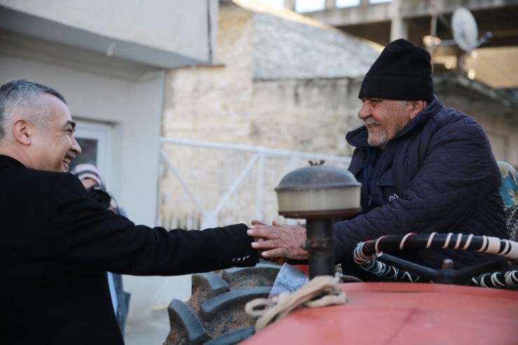 Ak Parti Büyükşehir Belediye Başkan Adayı Savaş, Otopark Sorununu Çözeceğini Belirtti