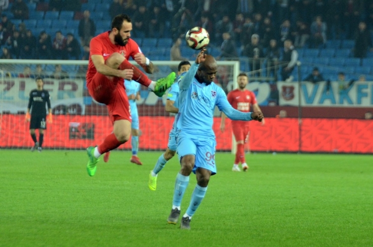 Ziraat Türkiye Kupası: Trabzonspor: 0 - Umraniyespor: 0 (Maç Sonucu)