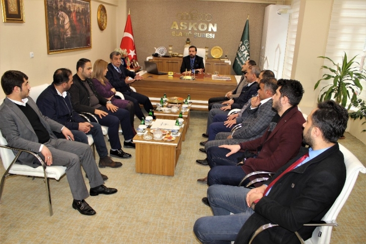 Başkan Adayı Şekerdağ, “Sıkmadığımız El,çalmadığımız Kapı Kalmayacak"