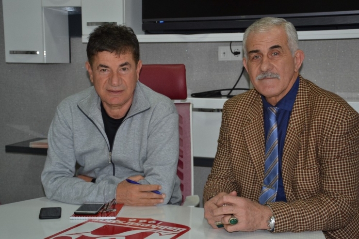 Giray Bulak’tan Balıkesirspor Taraftarına Çağrı