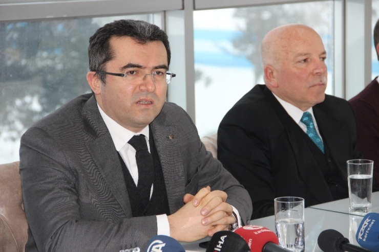 Vali Memiş: “Bu Takıma Sahip Çıkmak Zorundayız”