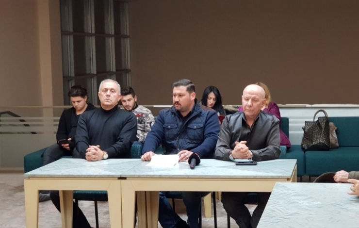 Kuşadası İyi Parti’de İstifa Yağmuru