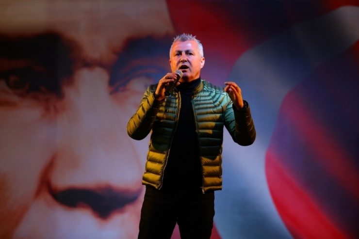 Şükrü Sözen: “Antalya’daki Dayımız, Muhittin Böcek”