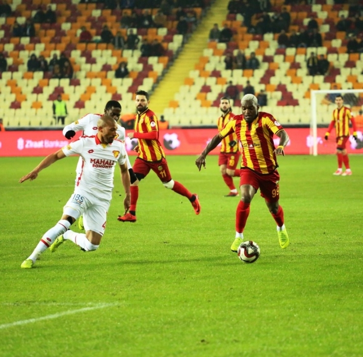 Ziraat Türkiye Kupası: E. Yeni Malatyaspor: 1 - Göztepe: 0 (İlk Yarı)