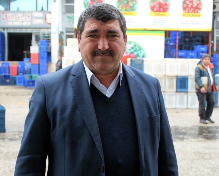 Antalya Toptancı Hal Yaş Sebze Ve Meyve Komisyoncuları Dernek Başkanı Akcan’dan ‘Yeni Hal Yasası’ Açıklaması