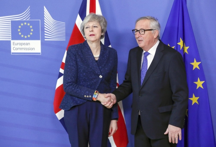 Theresa May, Brüksel’de