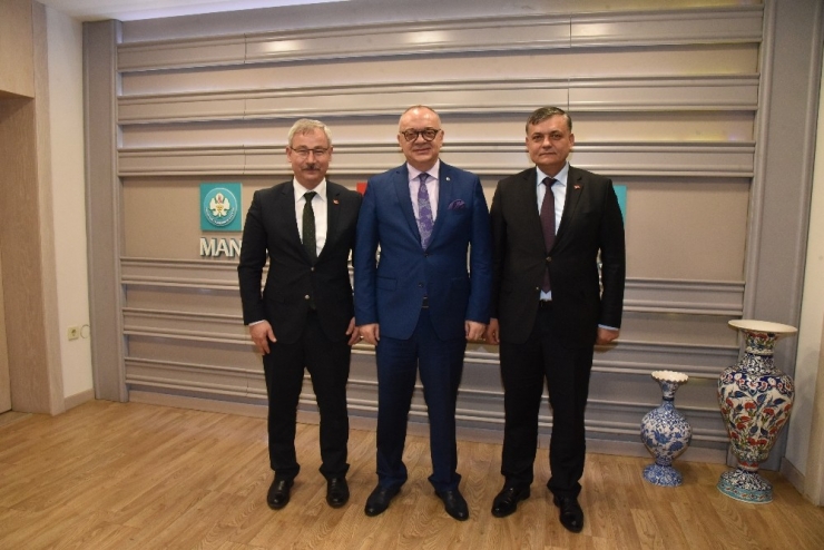 Saruhanlı’dan Başkan Ergün’e Ziyaret