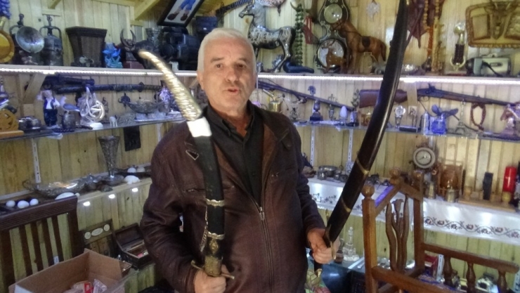 2 Bin 500 Tarihi Parçanın Bulunduğu Hobi Bahçesi Ve Hobi Evi Görenleri Hayran Bırakıyor