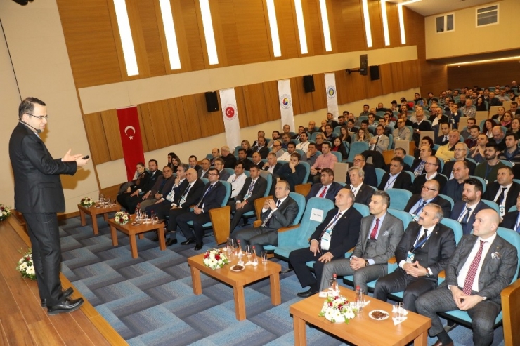 Prof. Dr. Özgür Demirtaş Manisa İş Dünyası İle Buluştu