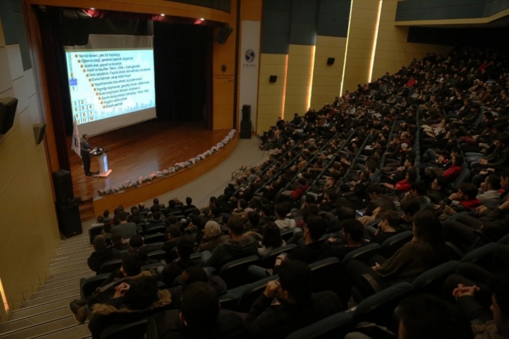 Subü’de İlk Ders Hasan Ali Çelik’ten