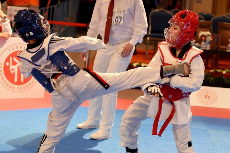 Yıldızlardan, Avrupa Şampiyonası’na 31 Kişilik Kota