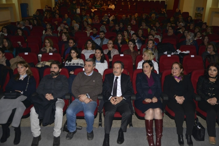 "Çocuk Susar Sen Susma" Paneli