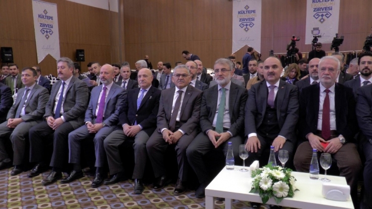 Ticaret Bakan Yardımcısı Turagay: “Dünya Ticaretinde Yüzde 0.8 Pay Alıyoruz, Daha Çok Yolumuz Var”