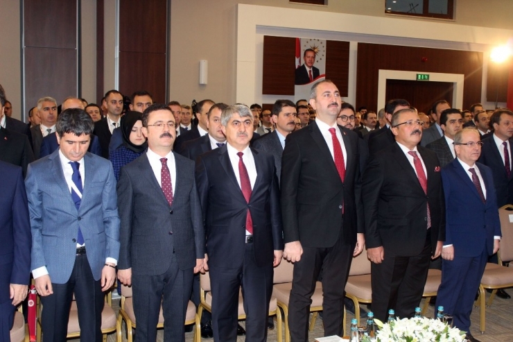 Adalet Bakanı Gül: "Adliyenin Kapısı, Adaletin Kapısıdır. Bu Kapıya Gelen Herkes, Hakkına Erişeceğini Bilmelidir"