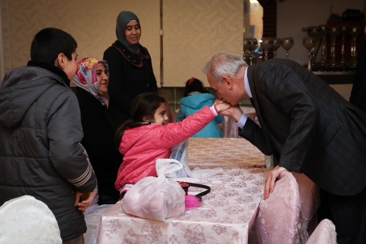 Yıldırım: “Kısa Zamanda Kapalı Semt Pazarlarını Hayata Geçireceğiz”