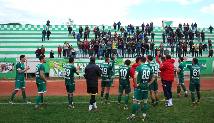 Salihli Belediyespor Galibiyet İstiyor