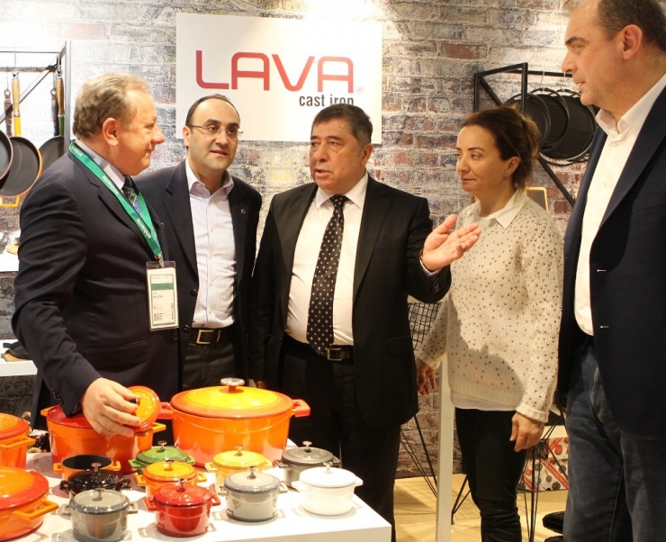 Zücaciye Ve Hediyelik Eşya Fuarında Türkiye Ağırlığı