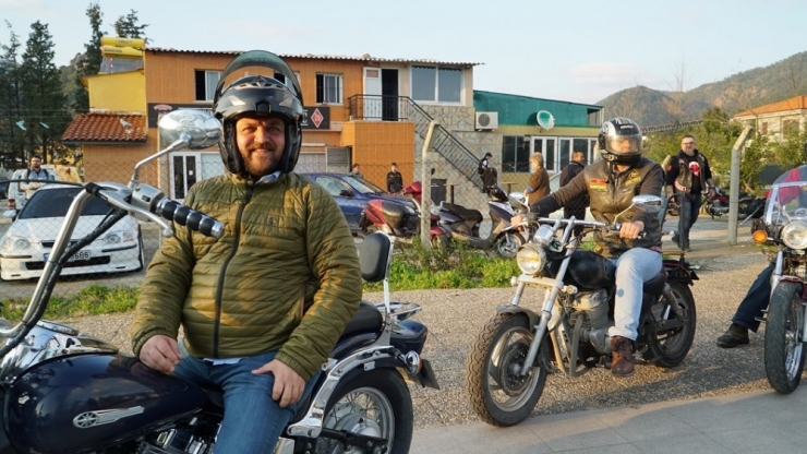 Başkan Adayı Yazıcı Motor Kulübü Üyeleriyle Şehir Turu Yaptı