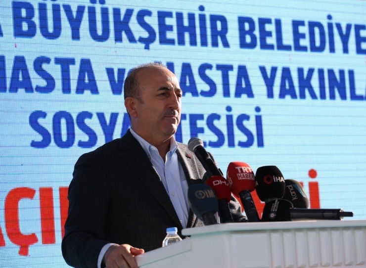 Bakan Çavuşoğlu: ”2023’te Sadece Sağlık Turizminden 50 Milyar Dolar Kazanacağız”
